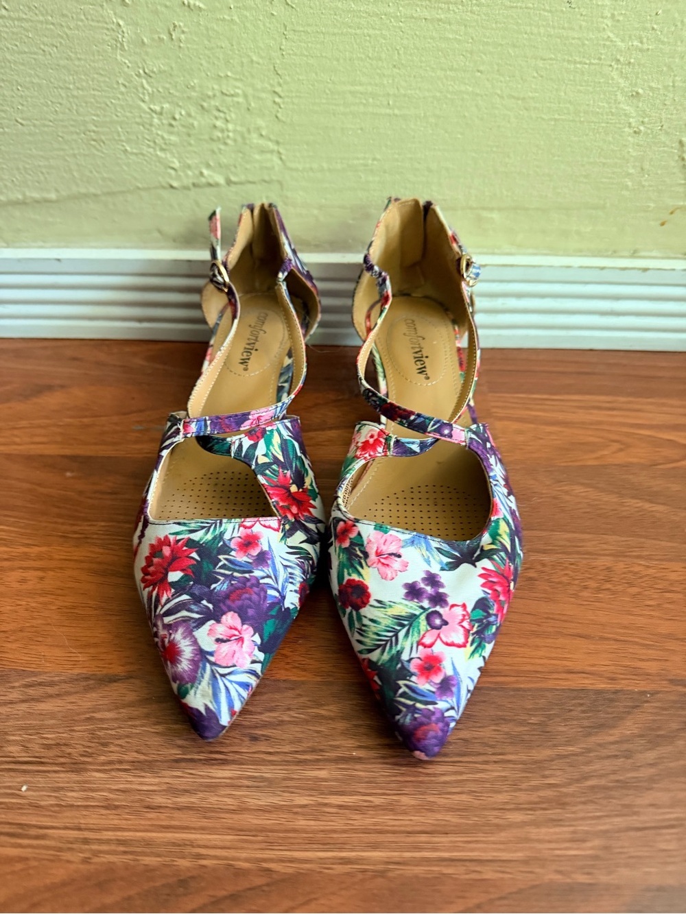 comfortview White Multi Floral Pointed-Toe Ankle-Strap Flats